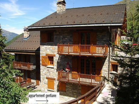 Chalet Renouveau Сен-Мартен-де-Бельвіль Екстер'єр фото